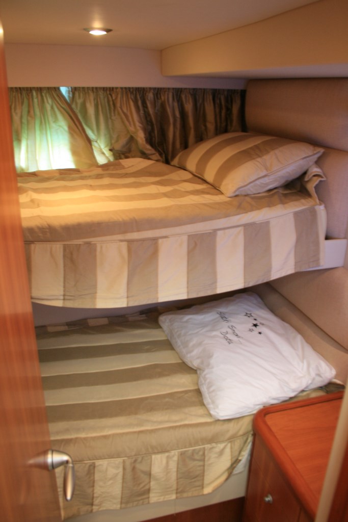 SIGMA - Guest cabin.jpg