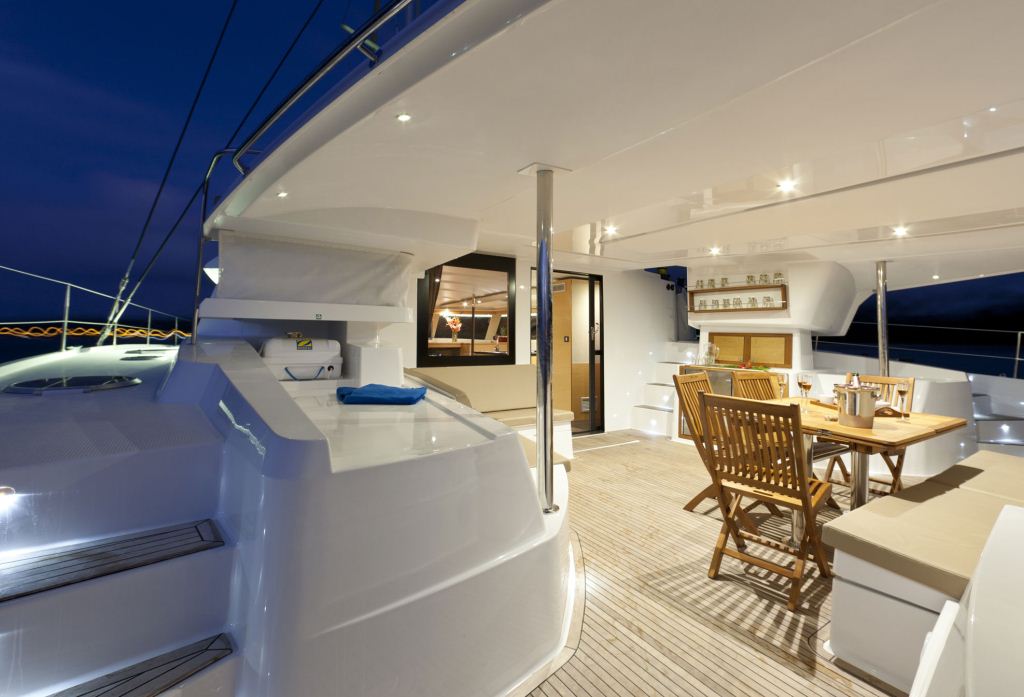SLIVOCHKA -  Aft Deck Cockpit.jpg
