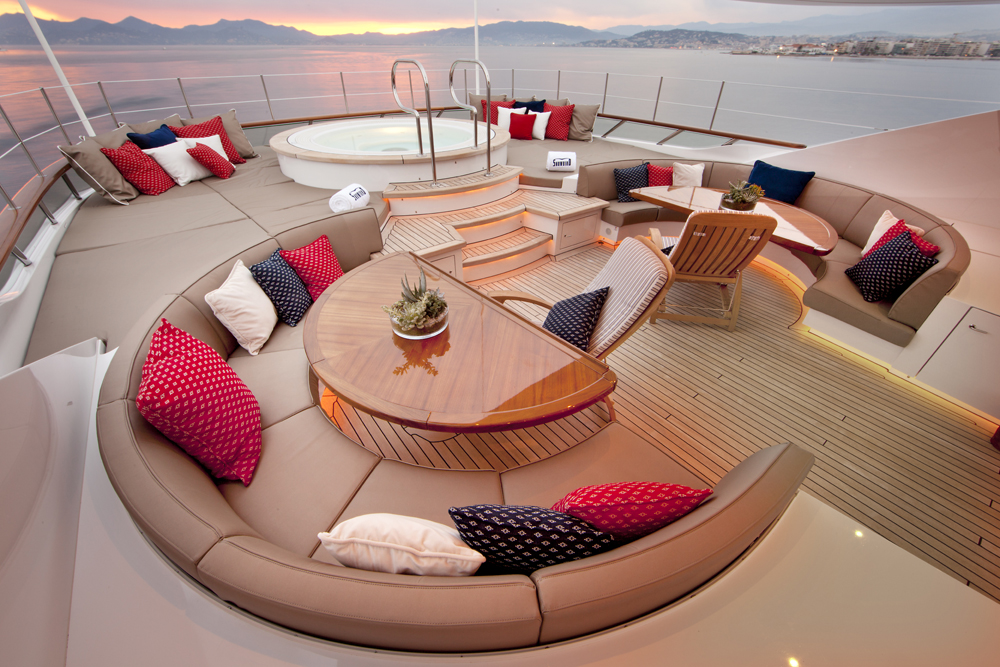 SNOWBIRD Lounge.jpg