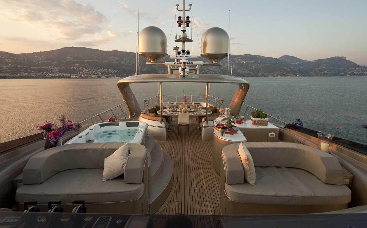 SOIREE - Sundeck.jpg