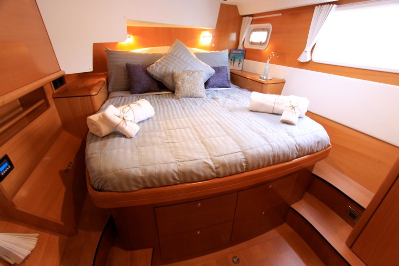SOULS CALLING - Guest aft cabin.jpg