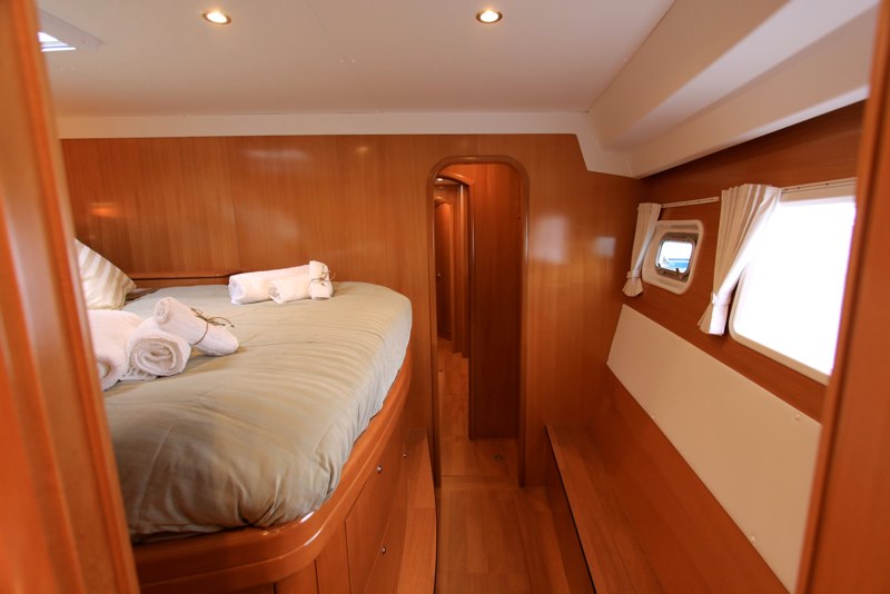 SOULS CALLING - Guest cabin large windows.jpg