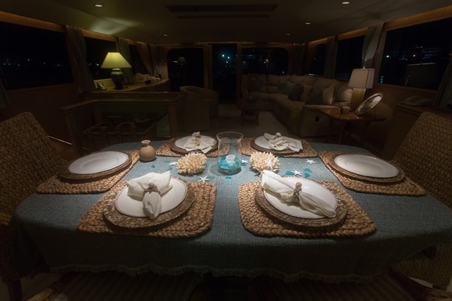 SUMMER SPLENDOR - Dining detail.jpg