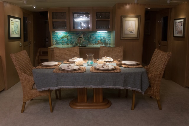 SUMMER SPLENDOR - Formal dining.jpg