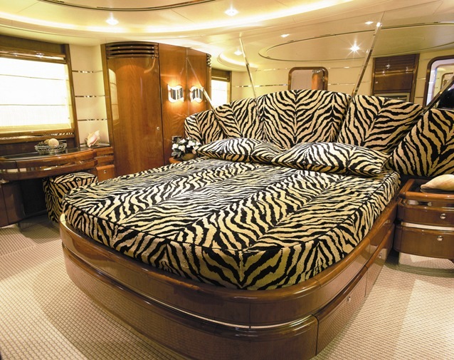SUNDAY - Master Cabin.jpg