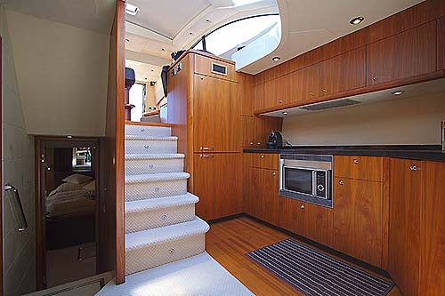 SUNSEEKER VOGUE - Galley.jpg