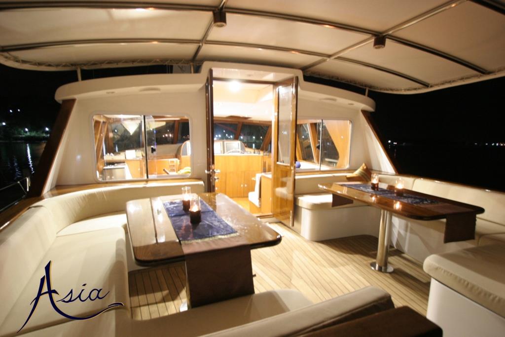 SY ASIA - Alfresco dining.jpg