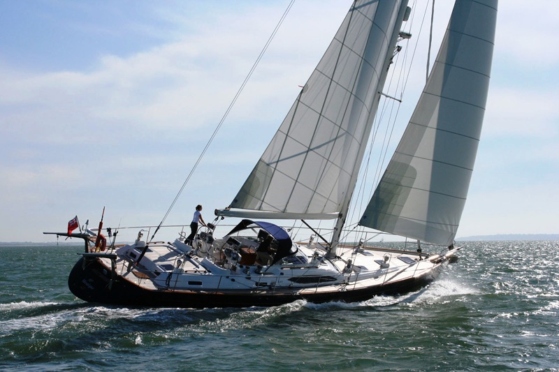 SY MUSTIQUE -  Sailing.jpg