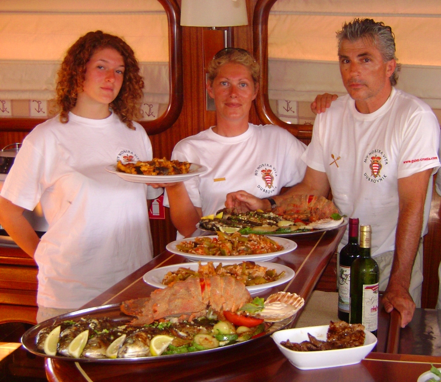 SY NOSTRA VITA - Cuisine.jpg