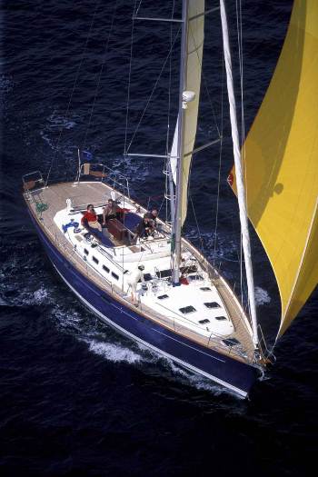 SY SEA STAR -  With Spinaker.jpg