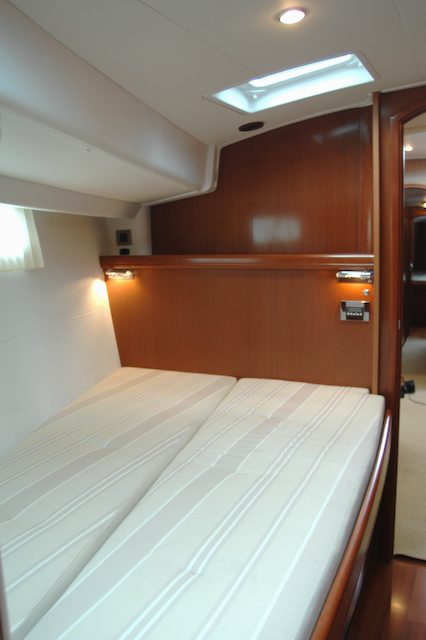 SY SEA STAR - Guest Cabin.jpg