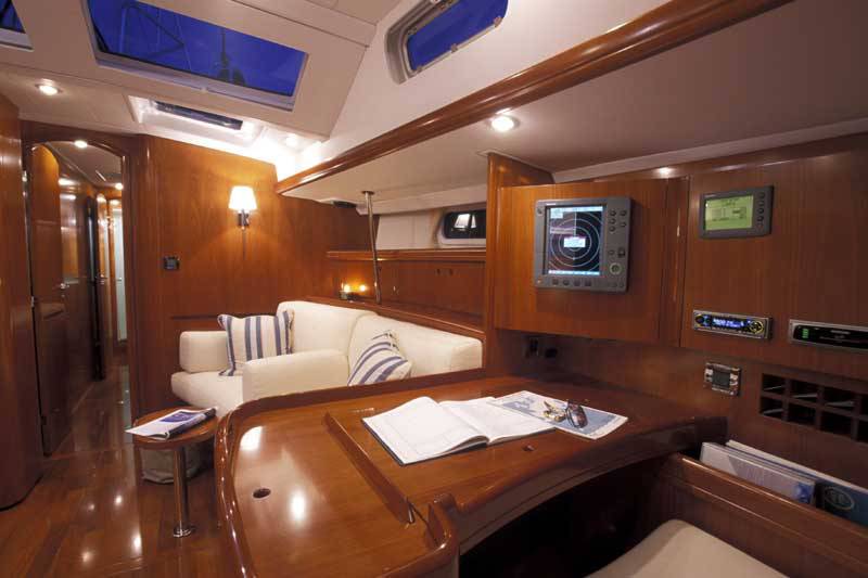 SY SEA STAR - Salon 2.jpg