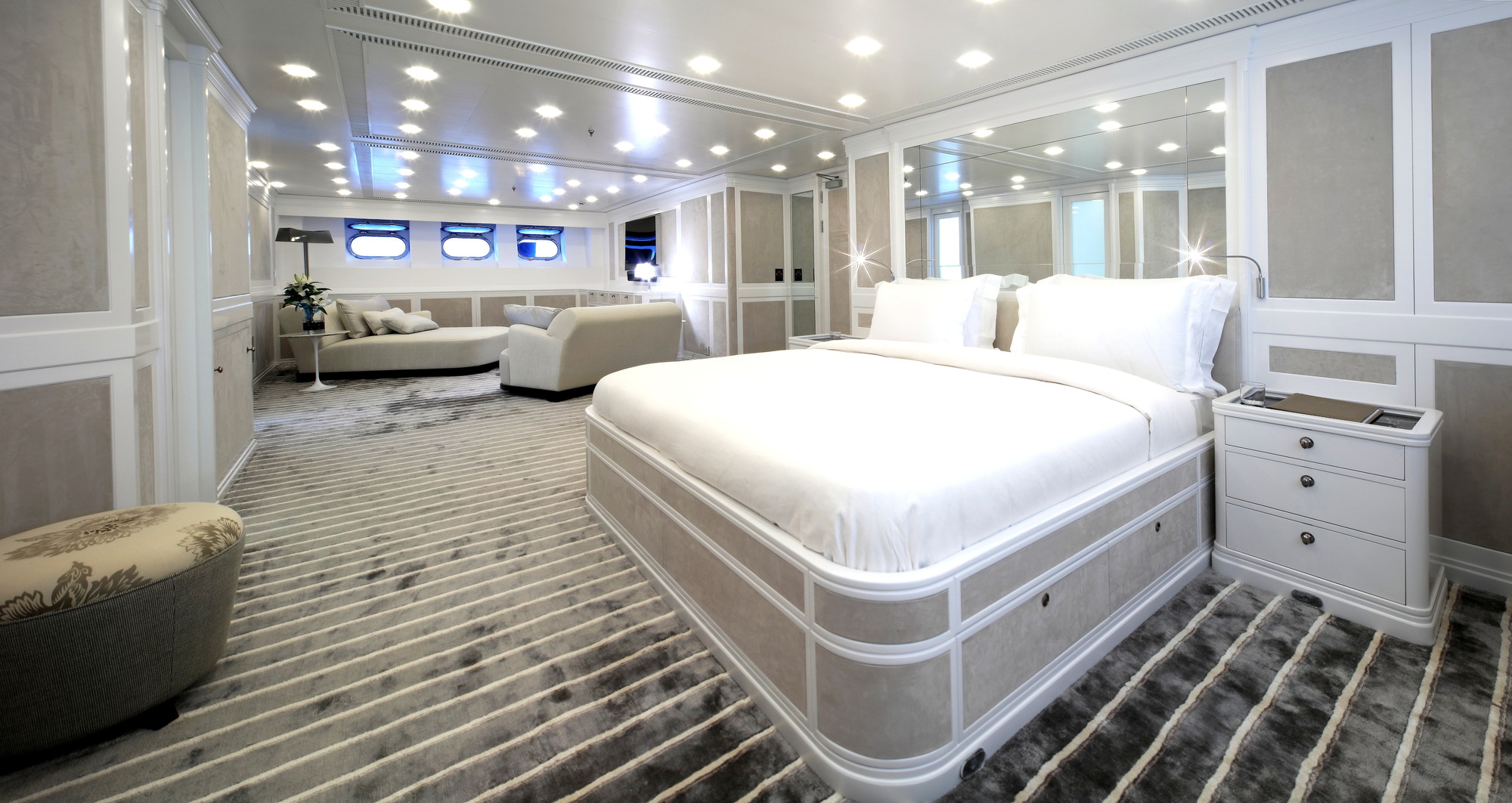 SY SPIRIT OF THE CS - Master cabin.jpg