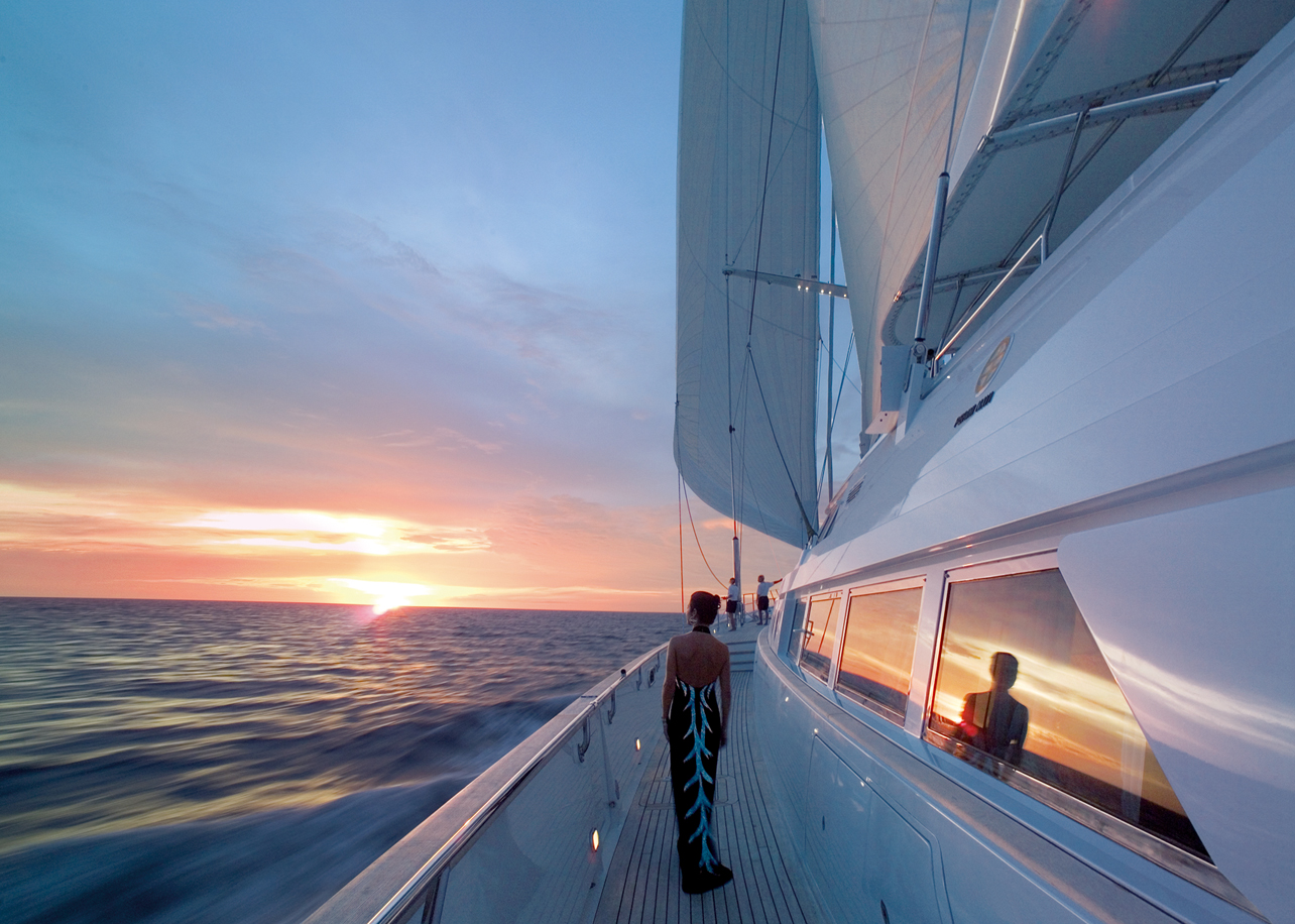 SY SPIRIT OF THE CS - Sunset and side deck.jpg