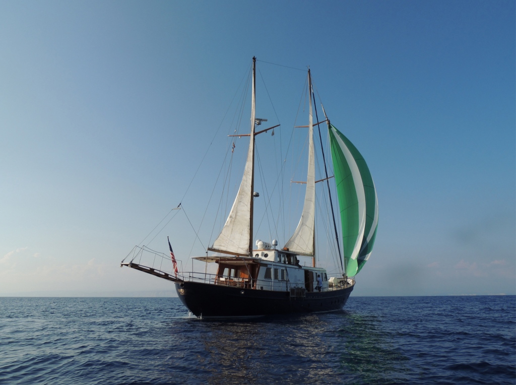 SYNOSTROMO - Sailing.jpg