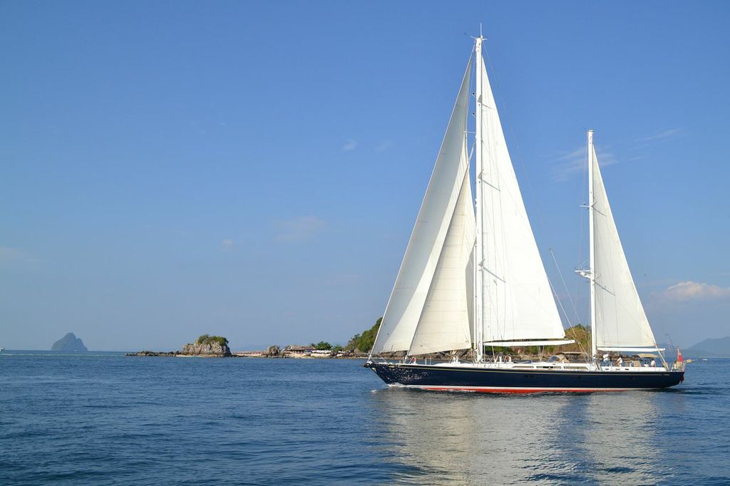 Sail Yacht LETIZIA -  Sailing.jpg
