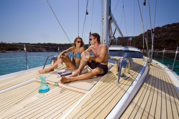 Sail yacht DELICIA -  Foredeck.jpg