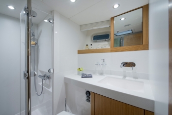Sail yacht DELICIA -  VIP Ensuite.jpg