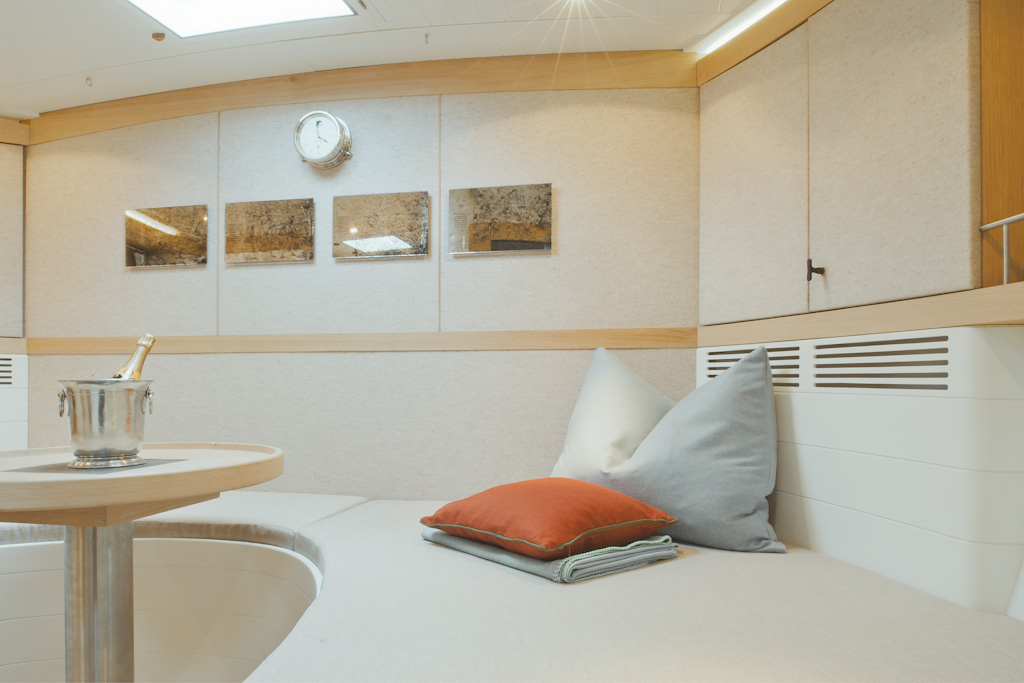 Sail yacht HELENE - 018.jpg