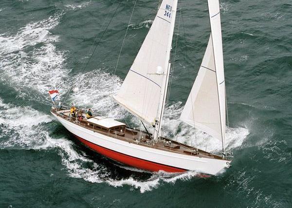 Sail yacht LADY ANN -  Main.jpg