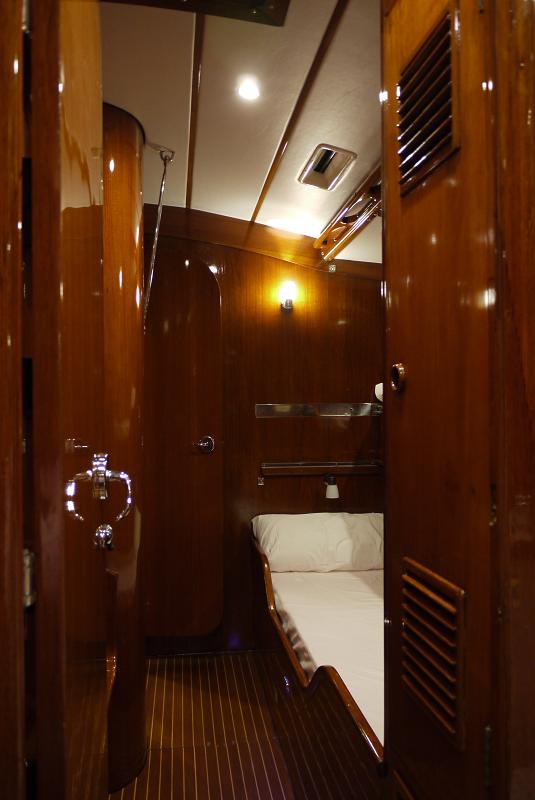 Sail yacht MARGAUX -  Guest Cabin.jpg