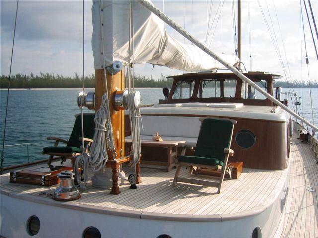 Sail yacht SEA DIAMOND - Deck.jpg