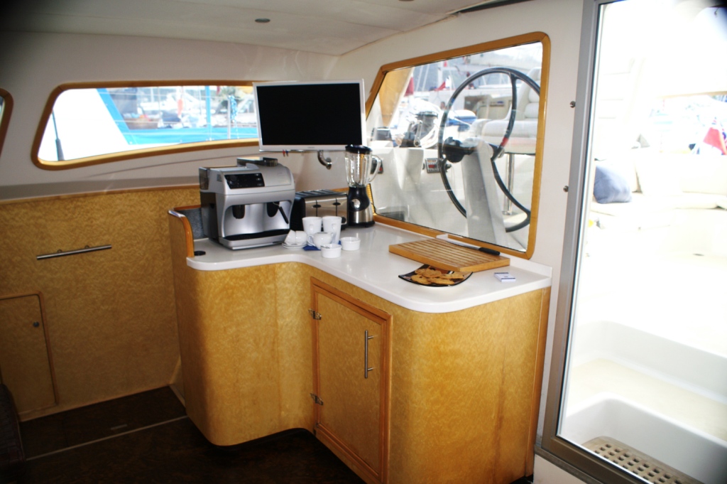 Sailing Catamaran - 42 - Bar.JPG