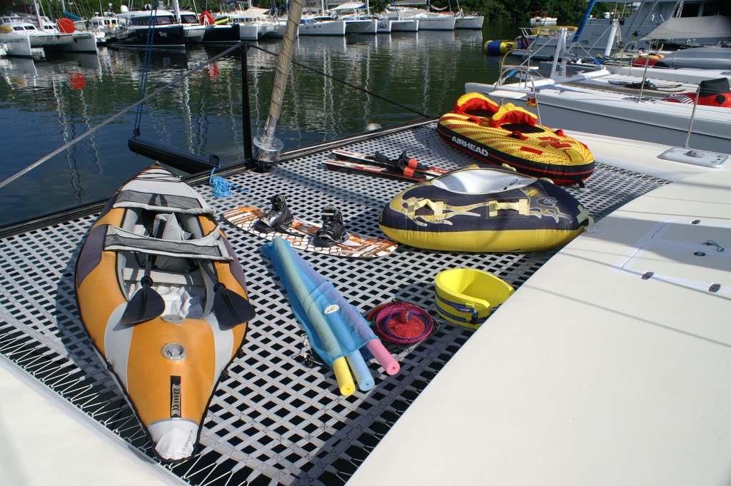 Sailing Catamaran - 42 - Toys.JPG