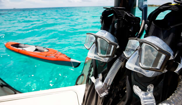 Sailing Catamaran Zenyatta - Scuba.jpg