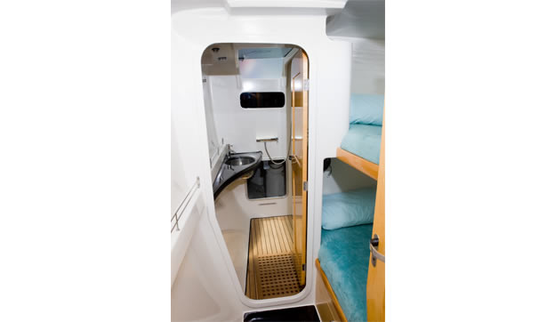 Sailing Catamaran Zenyatta - Twin.jpg