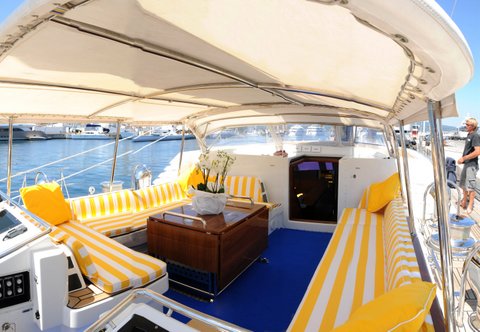 Sailing Yacht Billy Budd 2 -  Cockpit 2.jpg