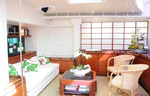 Sailing Yacht Billy Budd 2 -  Salon Seating.jpg
