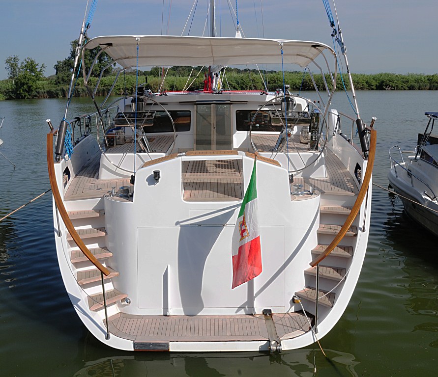 Sailing Yacht Myosotis -  Aft.jpg