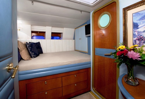 Sailing yacht APACHE -  Master Cabin.jpg
