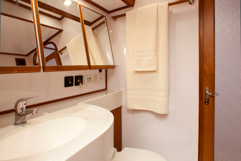 Sailing yacht Archangel -  bathroom.jpg
