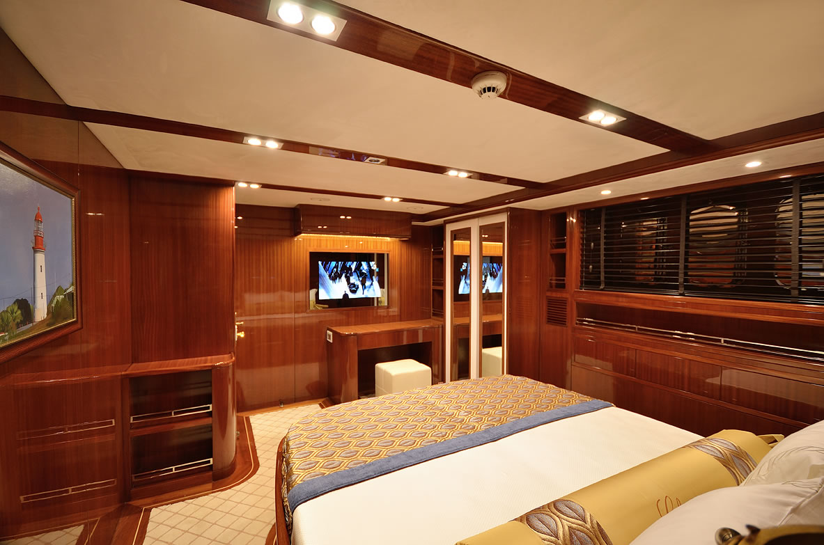 Sailing yacht GLORIOUS -  VIP Cabin.jpg