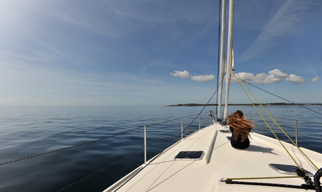 Sailing yacht JP 54 -  Bow.jpg