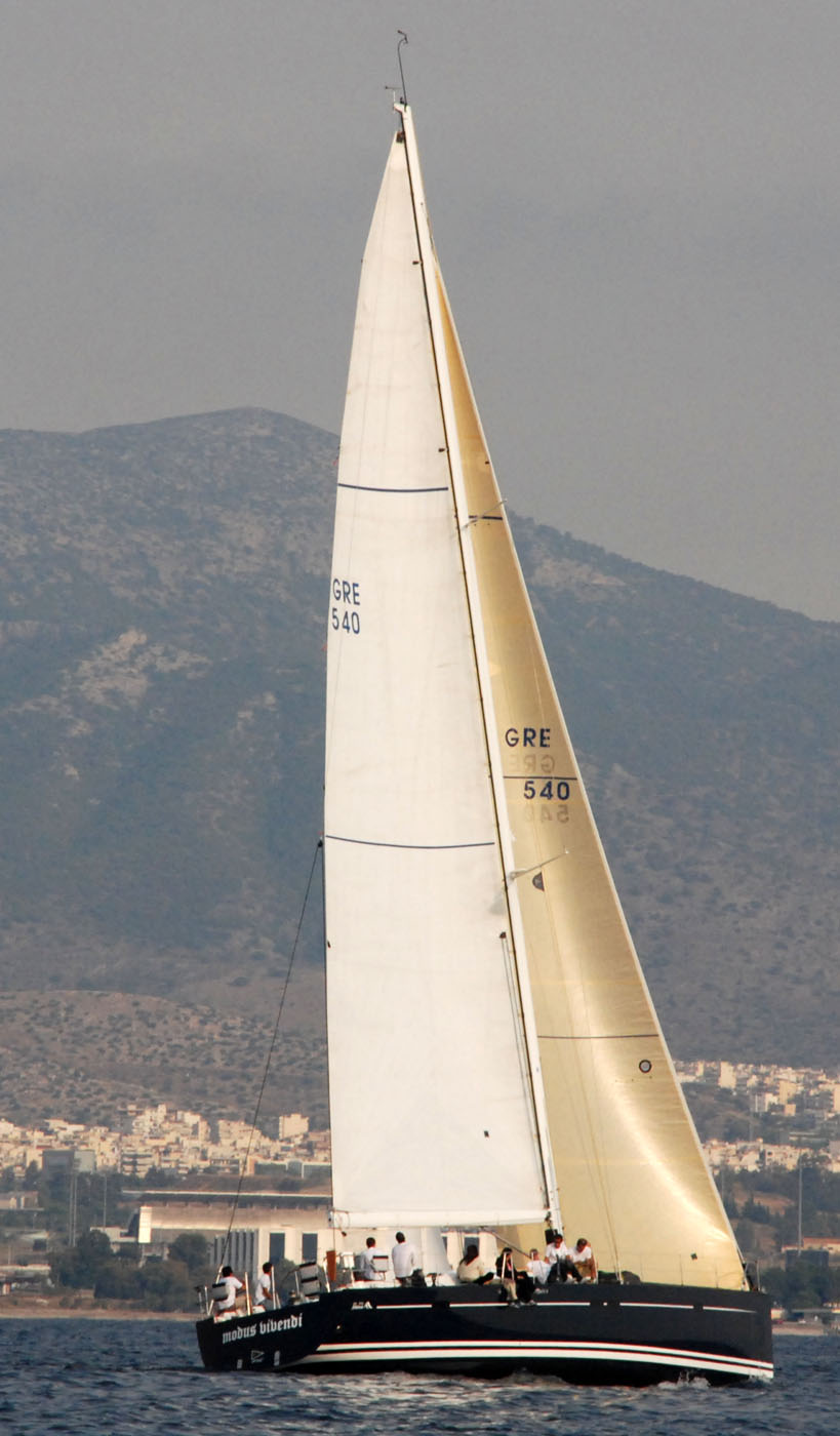 Sailing yacht MODUS VIVENDI -  Cruising 2.jpg