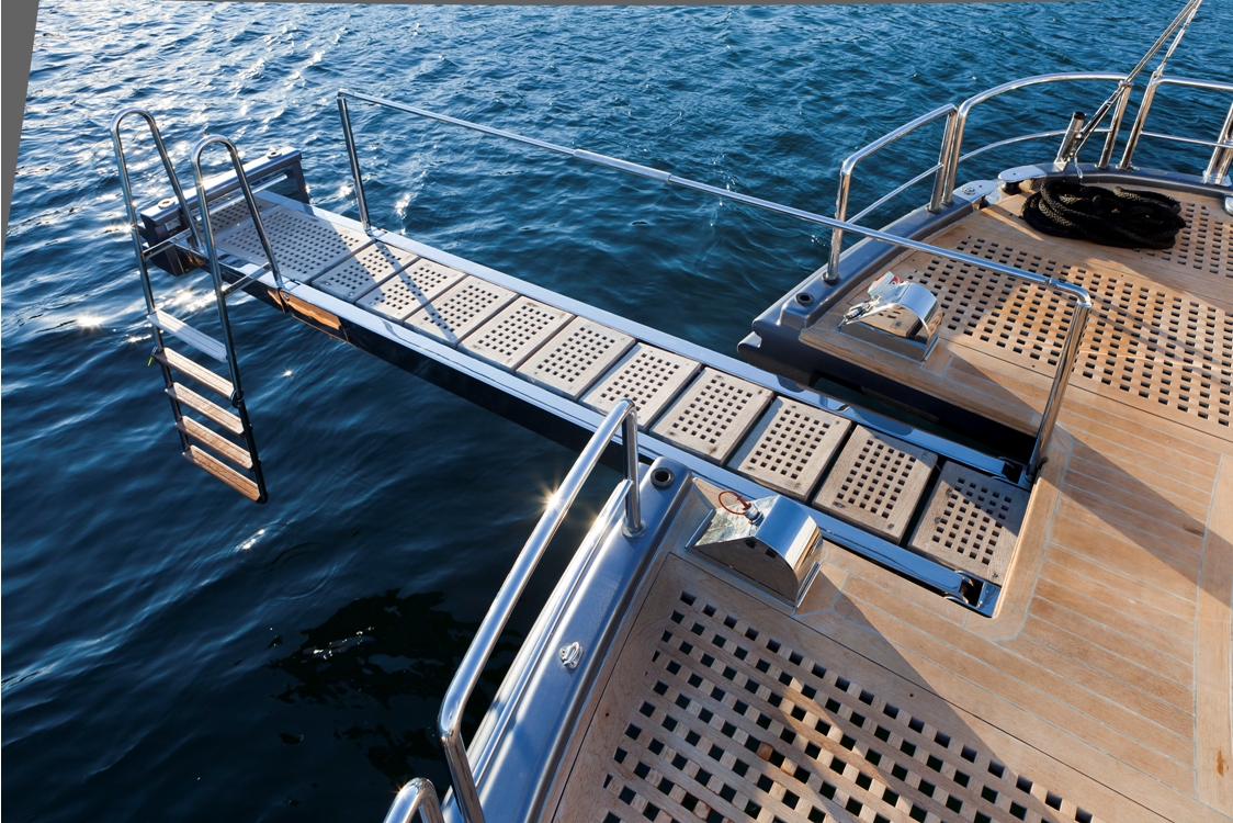 Sailing yacht Merlin -  Boarding Ladder and diving board.jpg