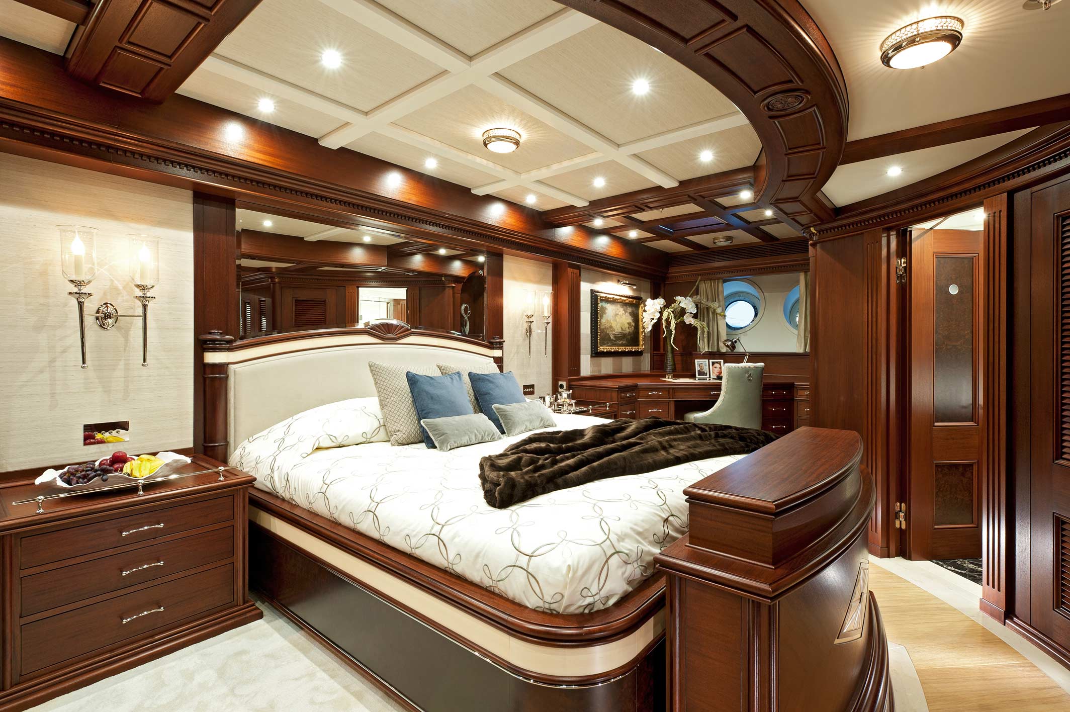 Sailing yacht Mikhail S. Vorontsov - Master Stateroom.jpg