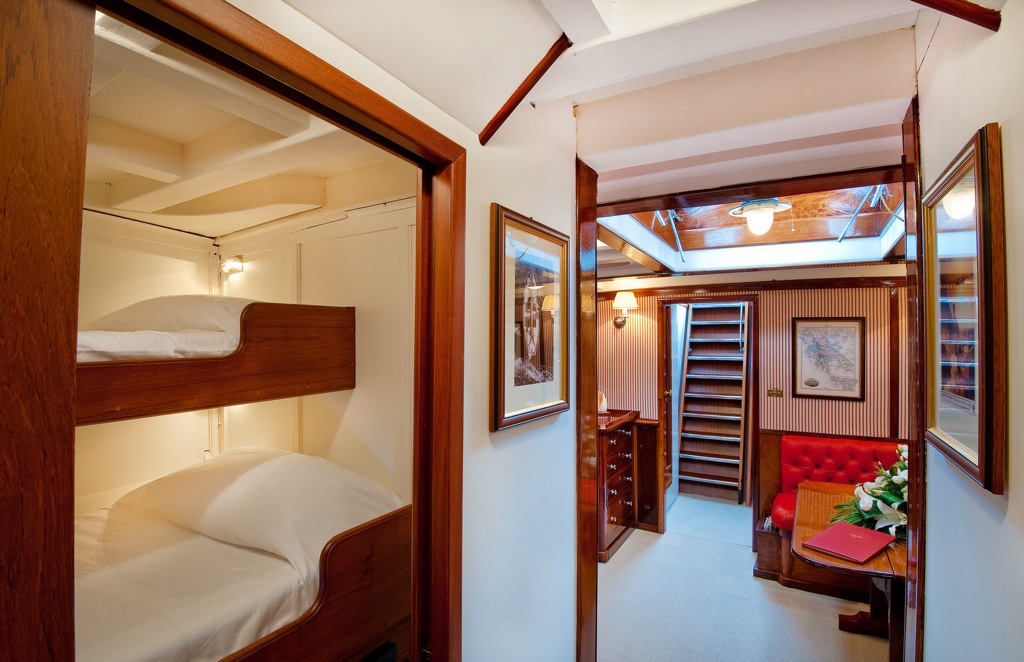 Sailing yacht Oriander -  hall and Cabin.jpg
