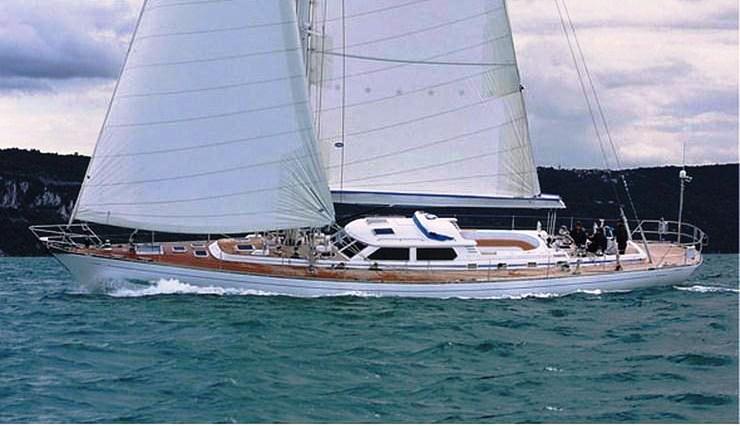 Sailing yacht PLUM -  Sailing.jpg