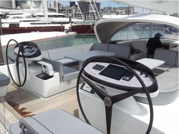 Sailing yacht SILVERTIP- Cockpit.JPG