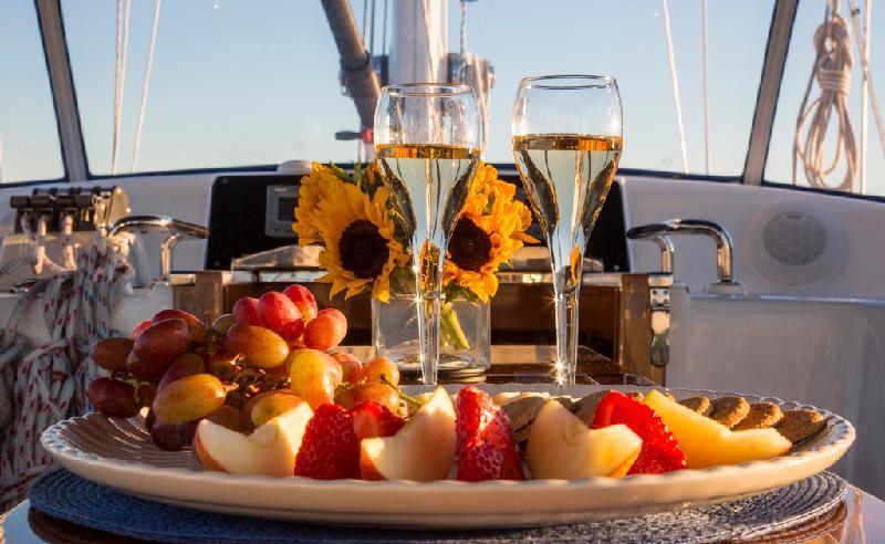 Sailing yacht VOO DOO -  Nibbles.jpg