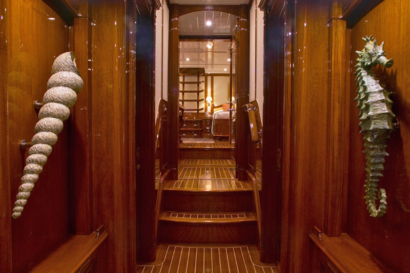 Sailing yacht WHISPER -  Companionway.jpg