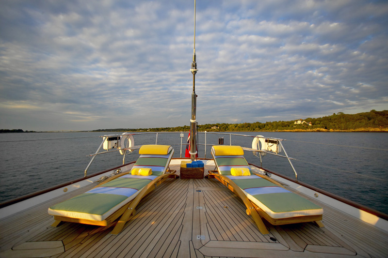 Sailing yacht WHISPER -  Sunbeds forward.jpg
