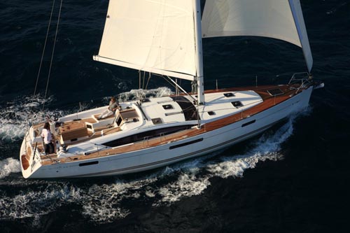 Sailing yacht ZUMA - Main.jpg