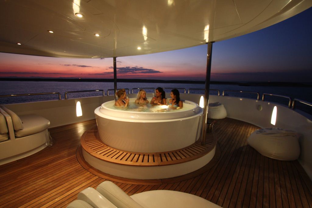 Seven Spices -  Spa Pool.jpg