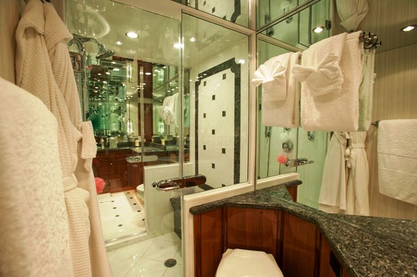 Show Boat -   Master Bath.jpg