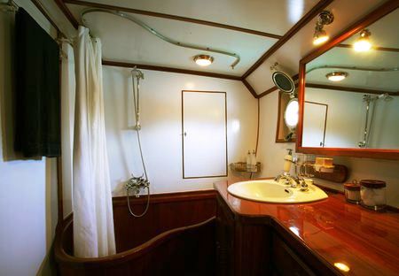 Sintra Mahogony Bath.jpg